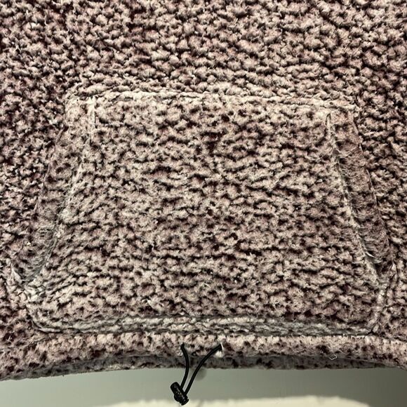 PINK Victorias Secret- Sherpa Pullover 1/4 Zip Front Pocket Purple White- Size M - Picture 5 of 7